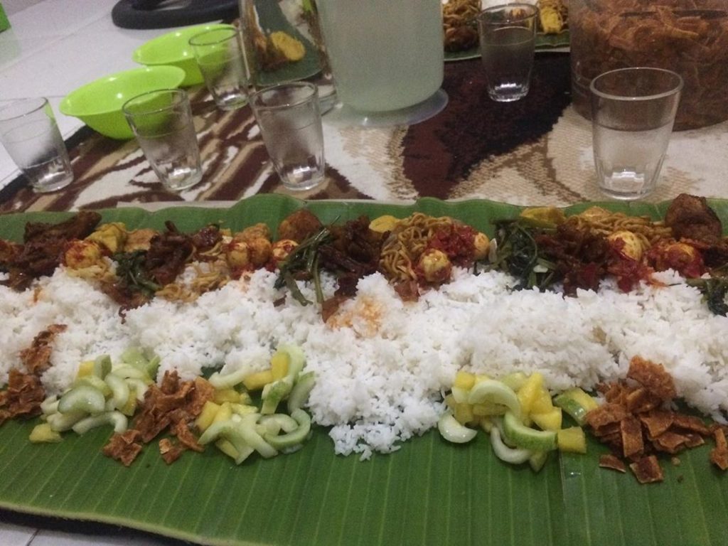 makan bersama 1