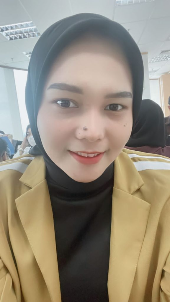 lina wahyuni